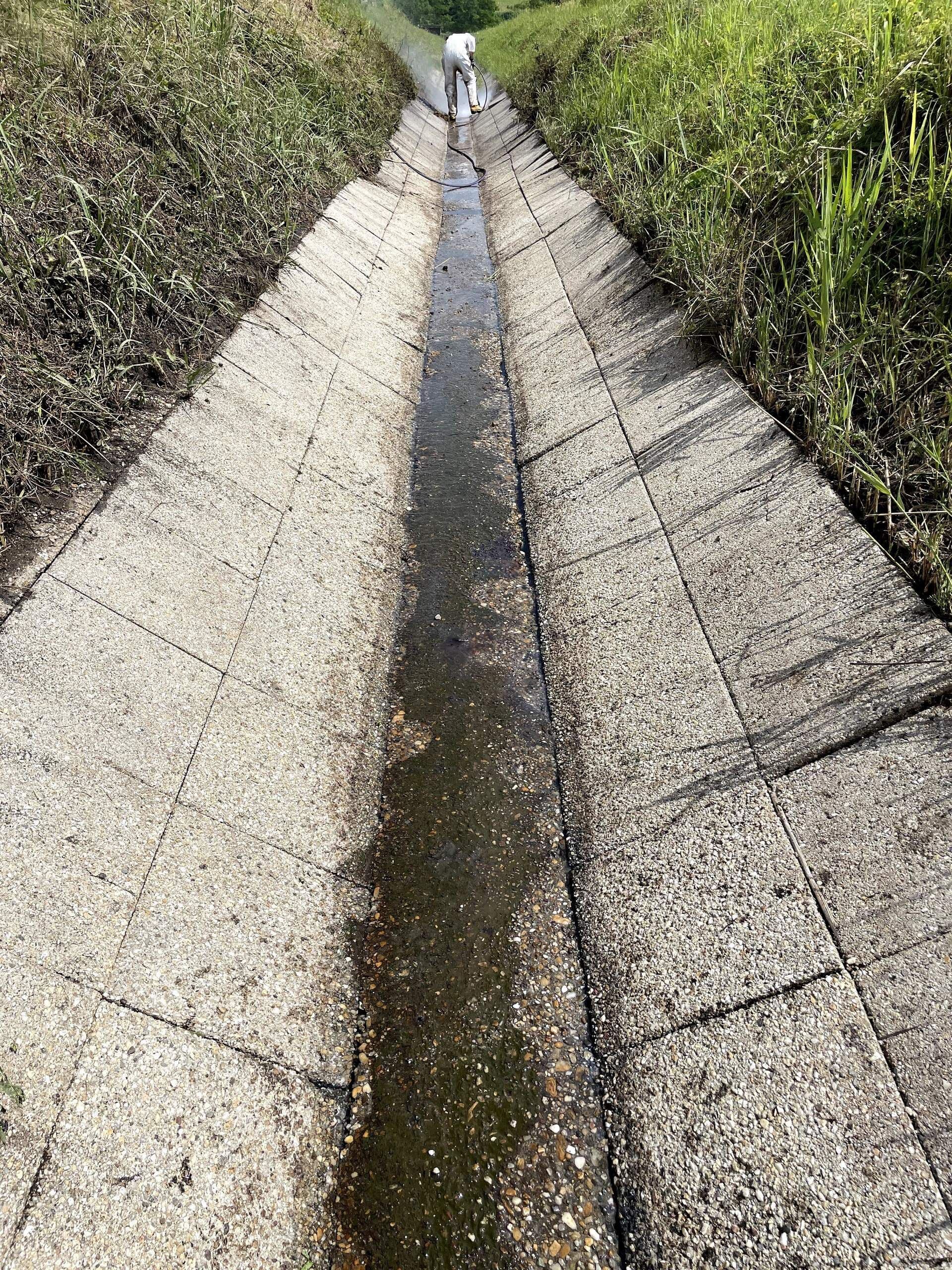 Arok-takaritas-forro-vizzel-utana